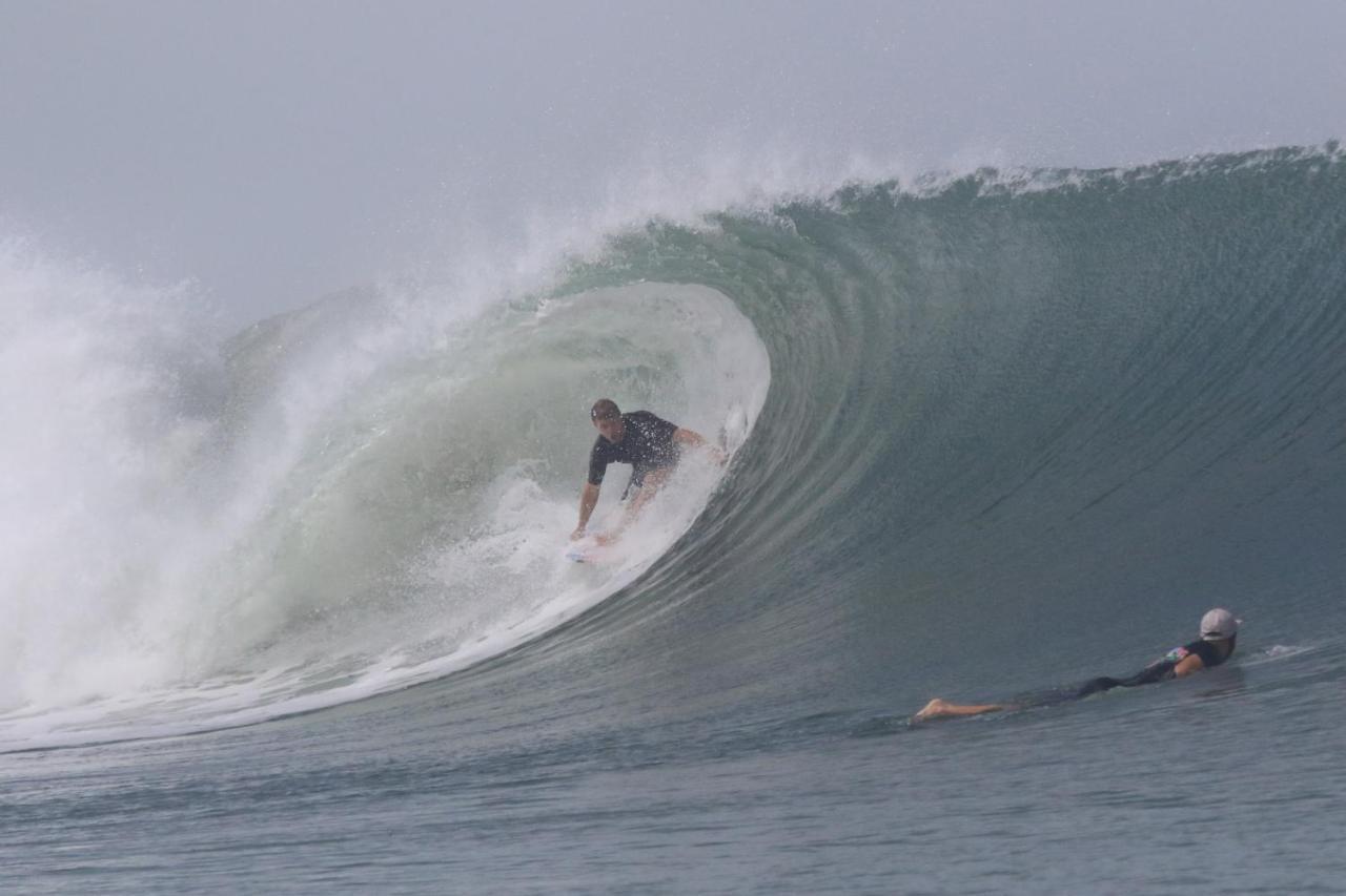 Sirena Surf Lodge Miramar Nicaragua Bagian luar foto