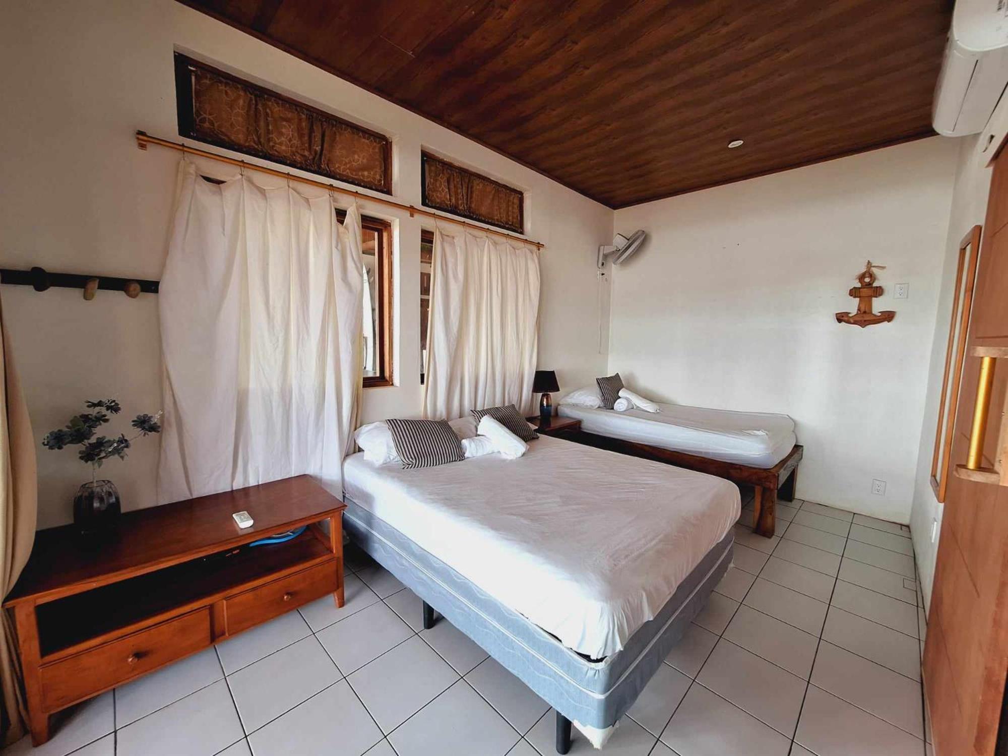 Sirena Surf Lodge Miramar Nicaragua Bagian luar foto